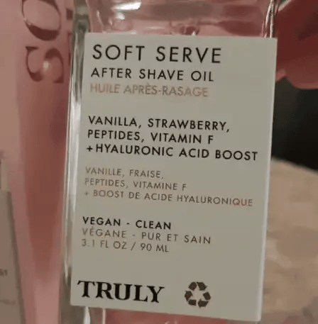F - Combo Salud Íntima URO + Aceite Truly: El dúo que transforma tu zona V